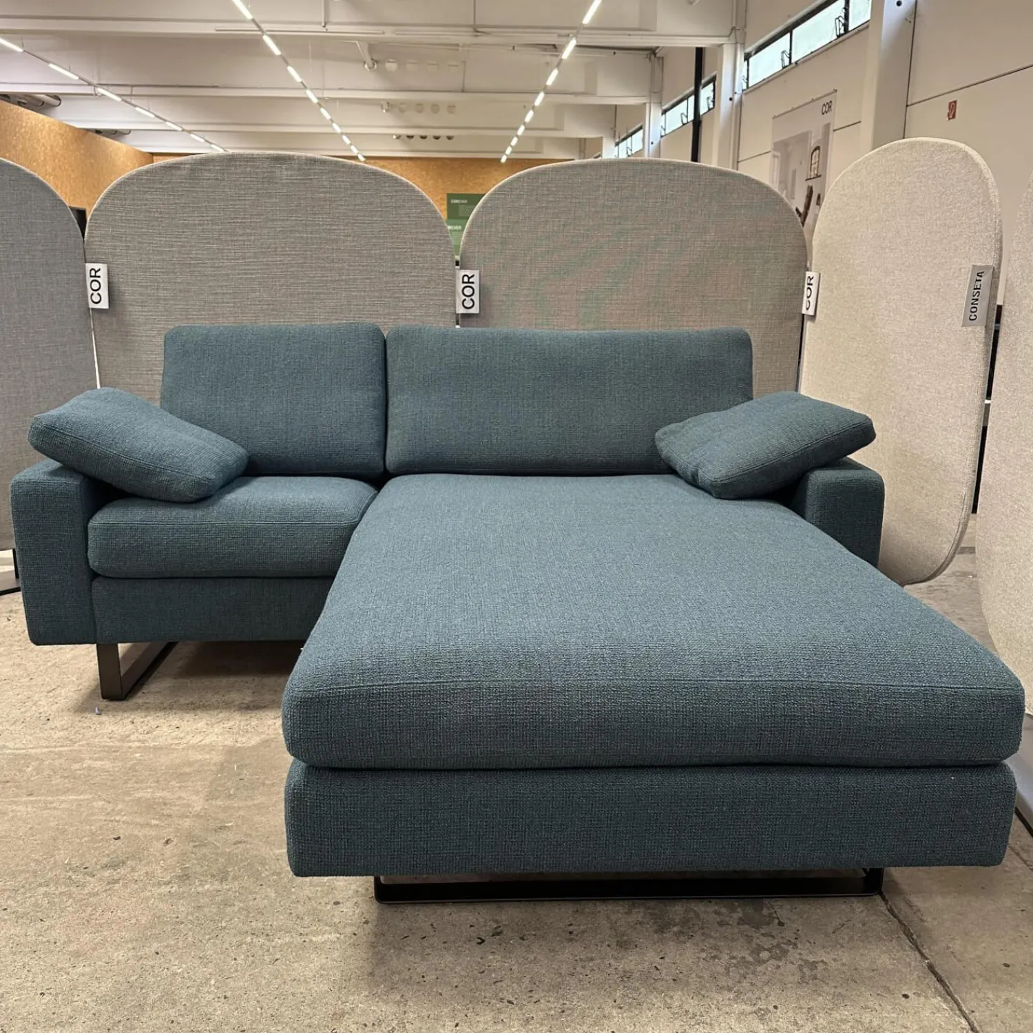 COR Ecksofas|Ecksofa Conseta Stoff 8195 Petrol Blau Gestell Metallkufen Schwarzbraun