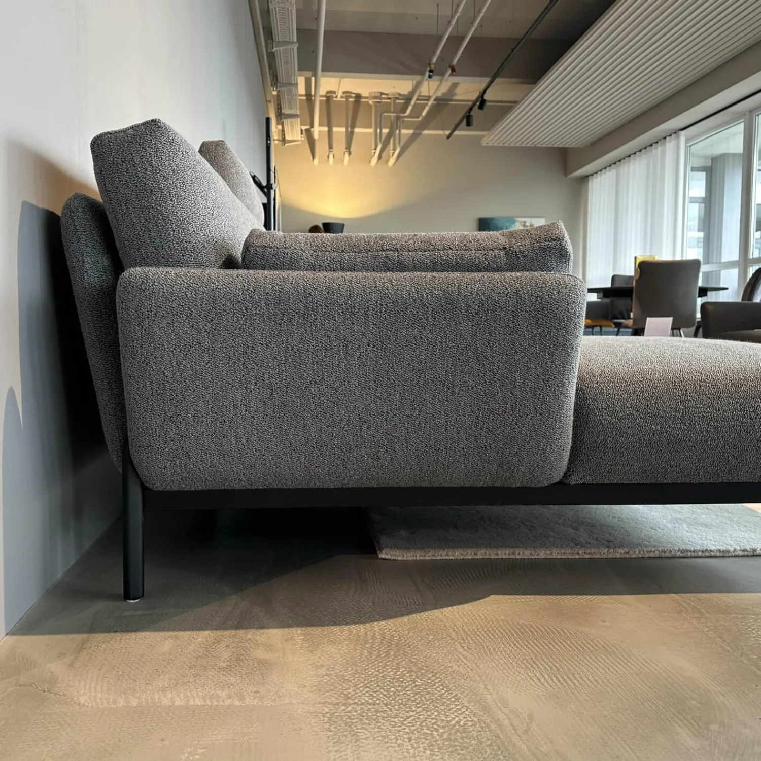 Leolux Ecksofas|Ecksofa Enna Stoff Mondo 007 Piombo Grau Gestell Epoxy Granite Anthrazit Matt Inklusive Kopfstütze