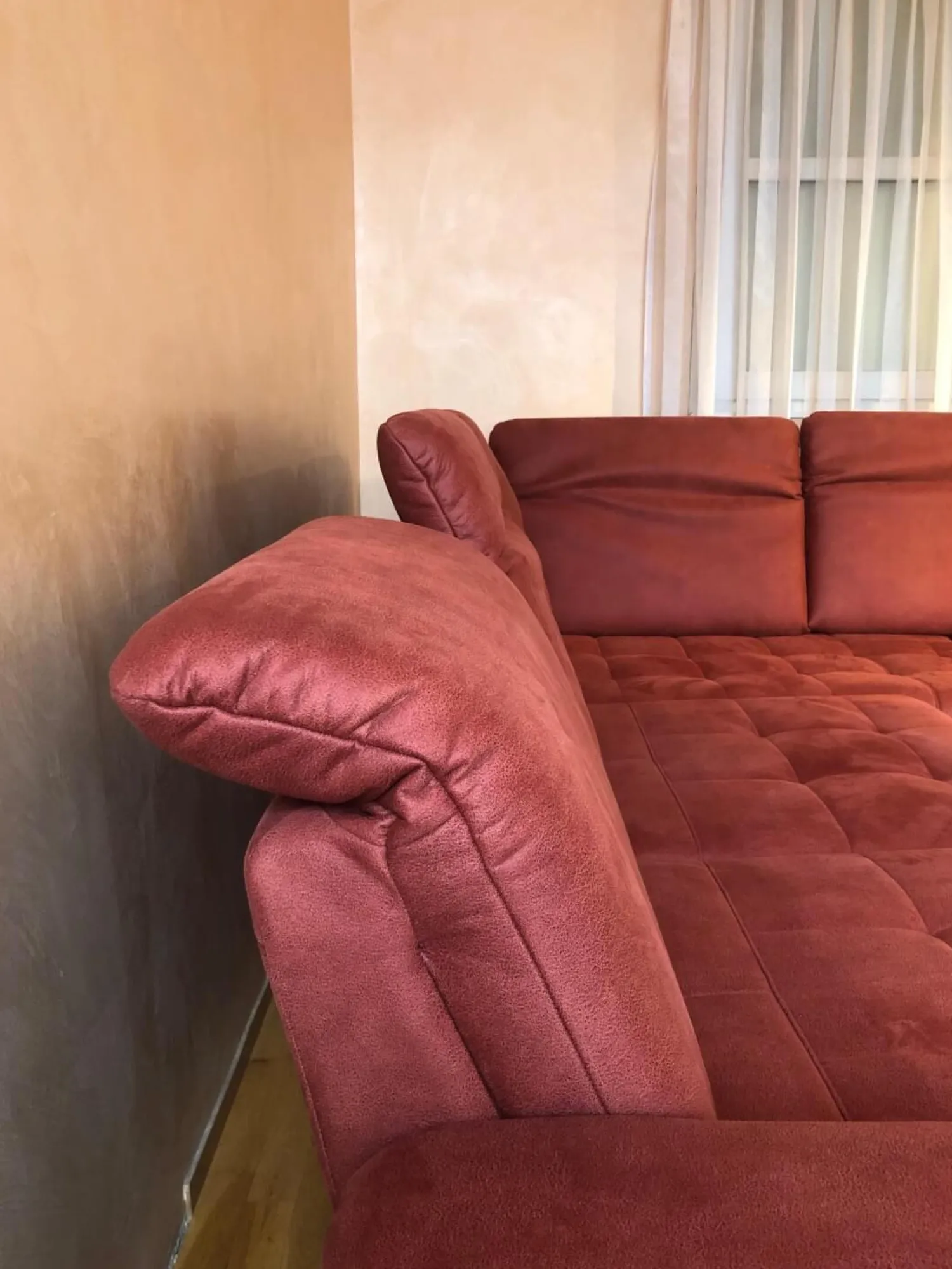 Dietsch Ecksofas|Ecksofa Family Relax 3 Stoff Deluxe Ziegel Rot Füße Metall Mit Bettauszug Inklusive Hocker