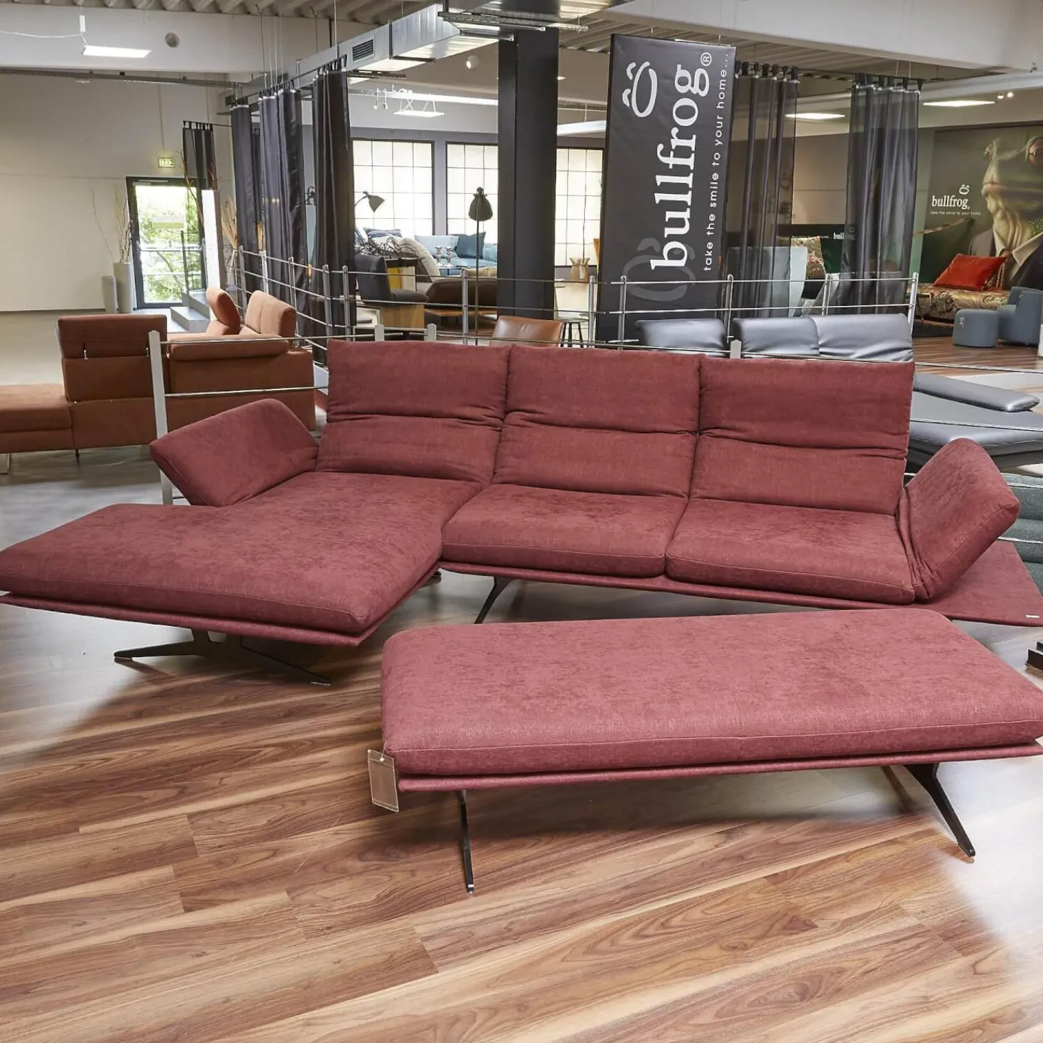 Koinor Ecksofas|Ecksofa Francis Stoff 10 Impression 49 Metallkufe Pulverbeschichtet Matt Schwarz