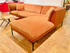 Sits Ecksofas|Ecksofa Frej Stoff Chenille Und Echtleder Cognac Orange Braun Winkelfüße Metall Schwarz