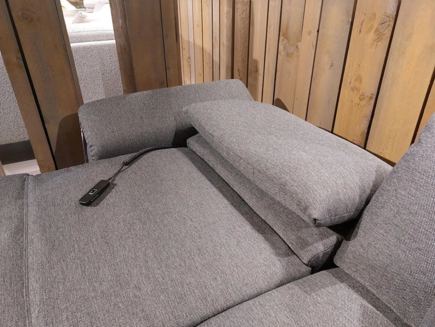 Global Ecksofas|Ecksofa Gotera Stoff Twice Dark Grey Grau Füße Chrom Glänzend Mit Teilmotorischer Schlaffunktion