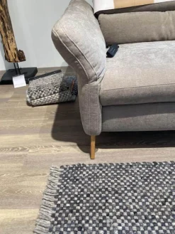 Natura Ecksofas|Ecksofa Jacksonville Stoff Yelda Taupe Beige Füße Massivholz Geölt
