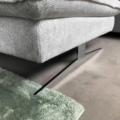 Carina Ecksofas|Ecksofa Lenny Stoff Famous Silver Grau Füße Chrom Glänzend