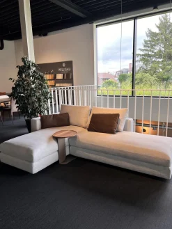 Weibelweibel Ecksofas|Ecksofa Marlo Stoff Gioia Seidengrau Holzfüße Buche Mit Drehsitz Und Beistelltisch Ava Platte Nussbaum Massiv