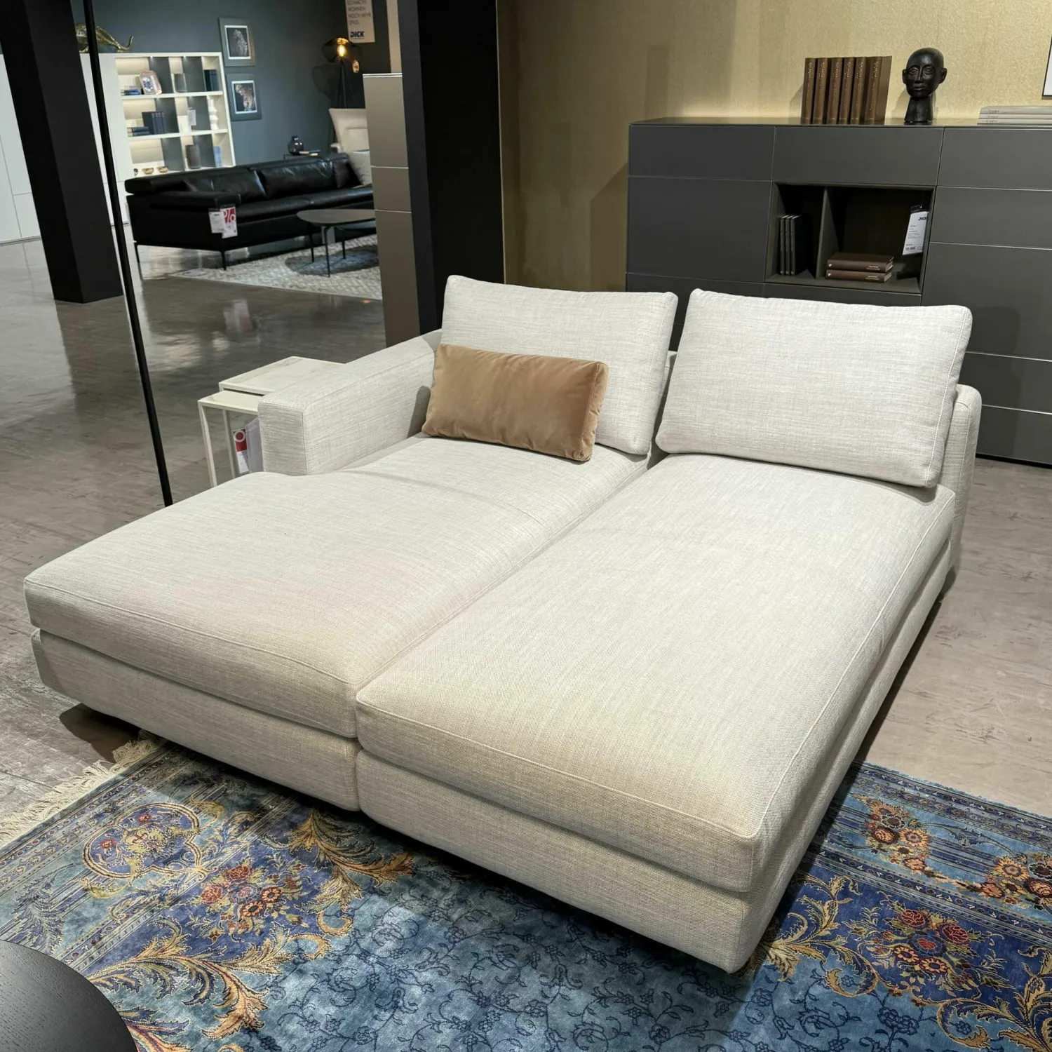 Weibelweibel Ecksofas|Ecksofa Marlo Stoff Gioia Seidengrau mit 3 Kissen und Funktionsrolle