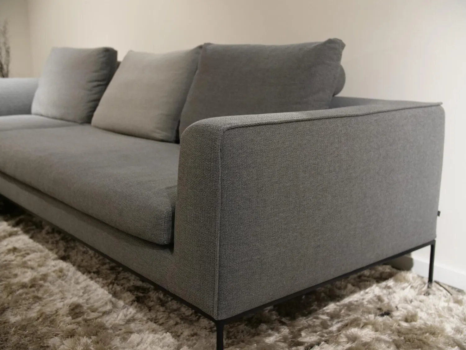 COR Ecksofas|Ecksofa Mell Lounge Stoff 9131 Anthrazit Grau Gestell Metall Schwarz Mit Kissen Stoff 9129