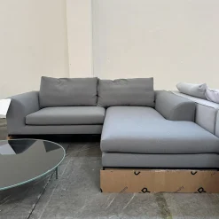 COR Ecksofas|Ecksofa Mell Lounge Stoff 7208 Steingrau Grau Fußrahmen P120 Pulverbeschichtet Schwarz