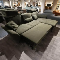 Zehdenick Ecksofas|Ecksofa MM ZE1156 Stoff Salsa Olive Grün Metallfuß Schwarz Mit Motorischer Sitztiefenverstellung Und Schlaffunktion
