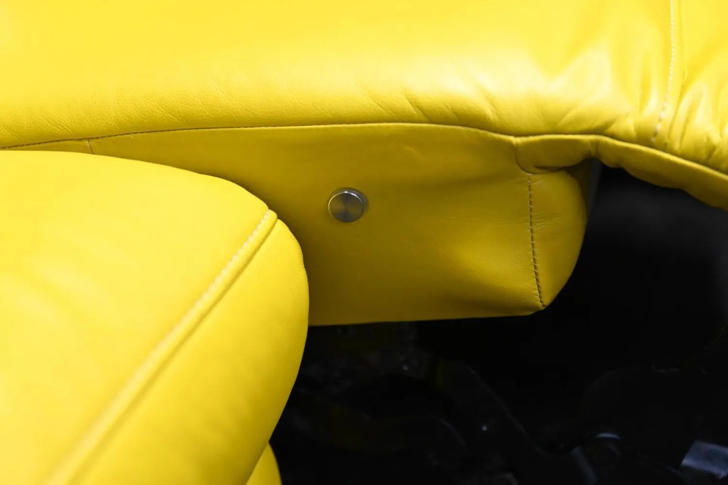 Steinpol Ecksofas|Ecksofa Mobi Leder Dolcia Lemon mit Elektrischer Relaxfunktion und Kopfteilverstellung Manuell