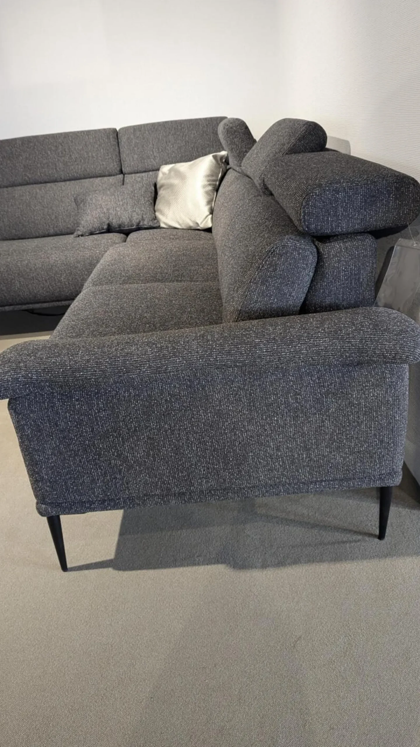 Dietsch Ecksofas|Ecksofa Moon Stoff Sneak 67 Anthrazit Füße Metall Schwarz Matt Mit Elektrischer Wallfree Relaxfunktion