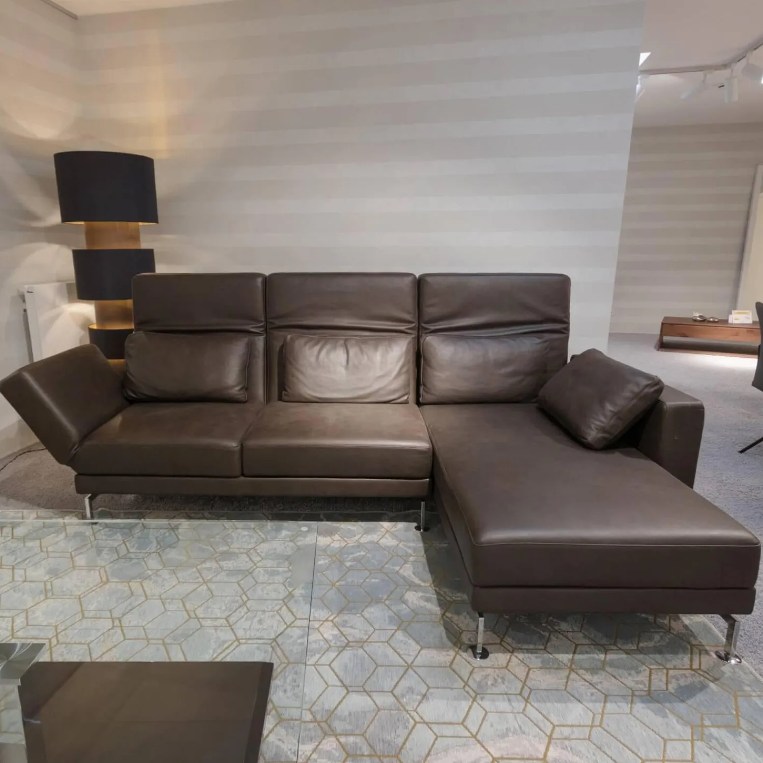 Brühl Ecksofas|Ecksofa Moule Leder Taron 5668 0022 Braun Kufen Chrom Verstellbar