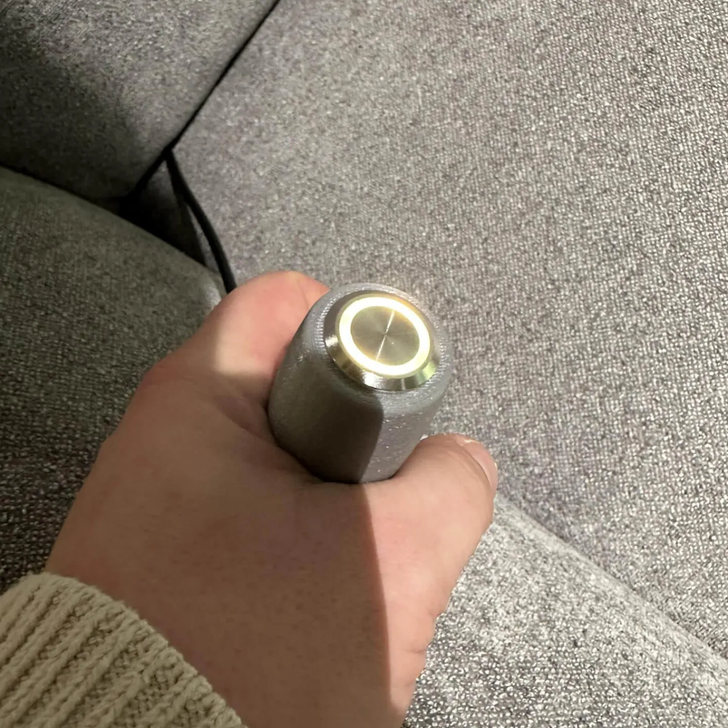 Arco Ecksofas|Ecksofa Neapel Stoff 5802 084 Quarz Hellgrau Federkern Füße Metall Mit Dekokissen