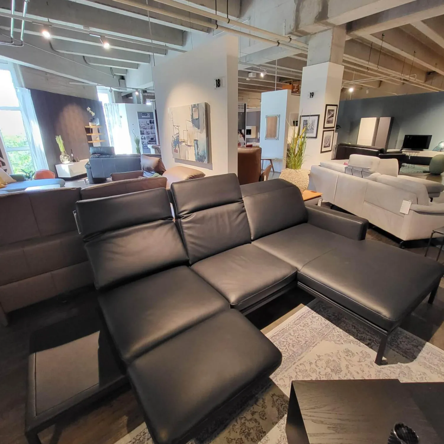 Contur Ecksofas|Ecksofa Noto Leder Schwarz PG L50 Gestell Metall Schwarz Mit Verstellbarer Kopfstütze