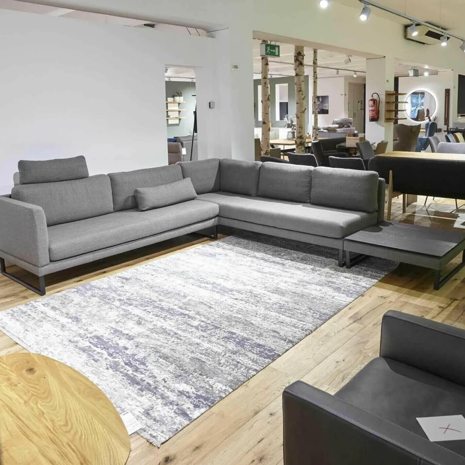 Paul Lindberg Ecksofas|Ecksofa PL Numa Stoff 10 Grau Mit Tisch Und Kissen