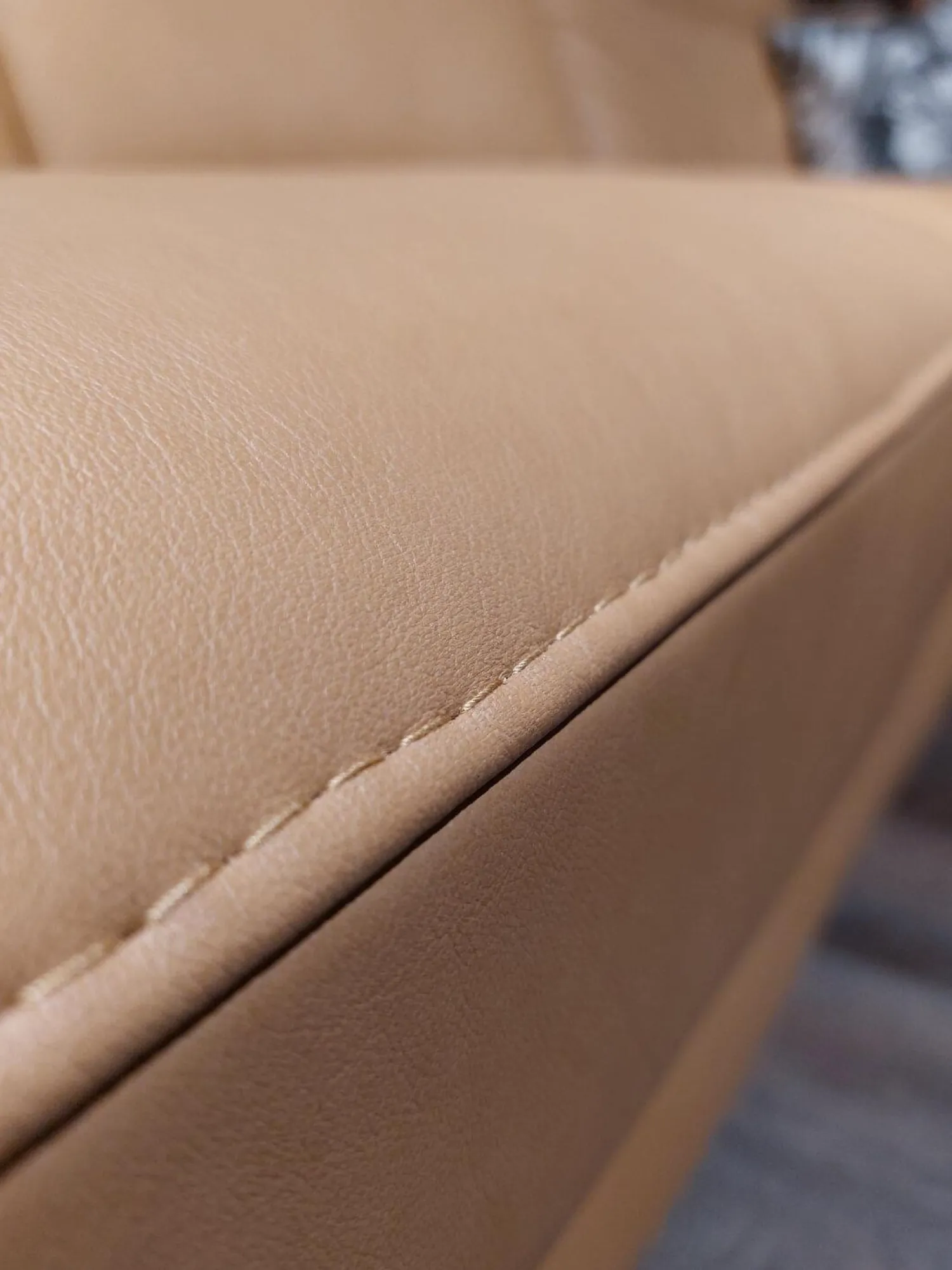 Global Ecksofas|Ecksofa Rafaela Leder Vivre Honig Braun Füße Metall Pulverbeschichtet Schwarz Inklusive Motorischen Sitzvorzug Und Relaxfunktion