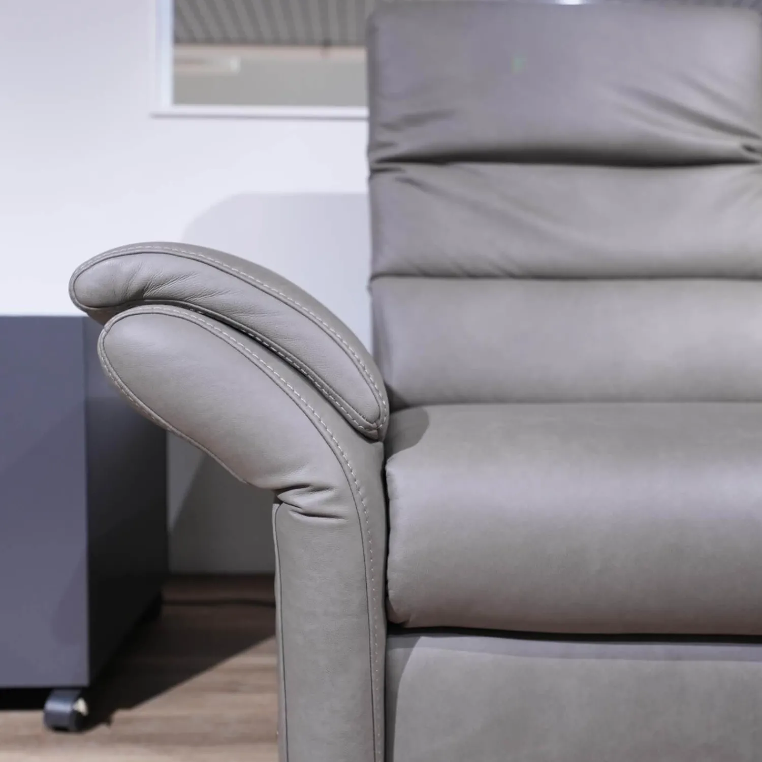 Steinpol Polstergruppen|Ecksofa Relaxa 5 5 Leder Evita Smoke Grau Fuß Alusäulen Inklusive Drehsessel Komfort 3.0