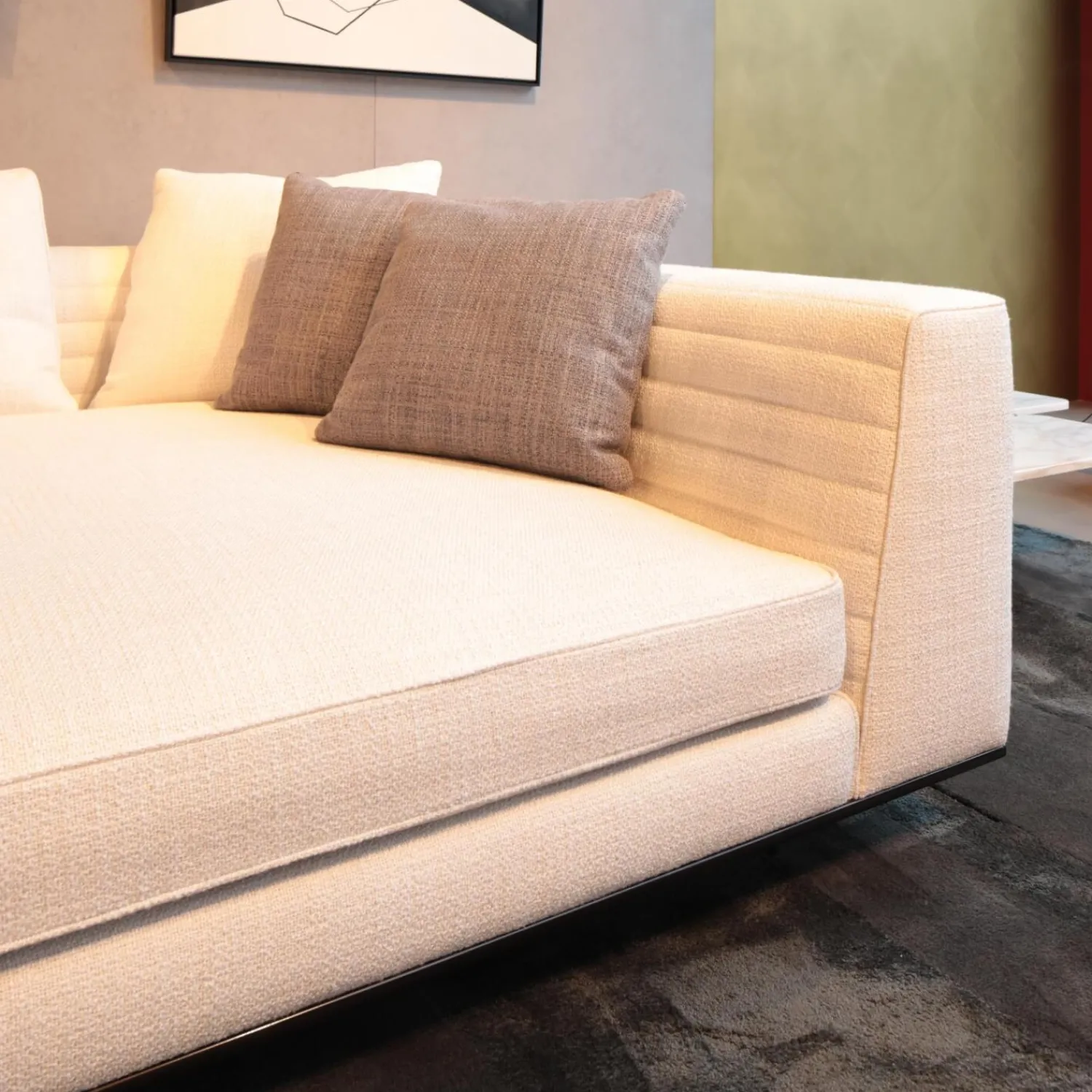 Minotti Ecksofas|Ecksofa Roger Suite Spring Stoff Natte 01 Bianco Beige Mit Kissen und Ablage aus Palisander