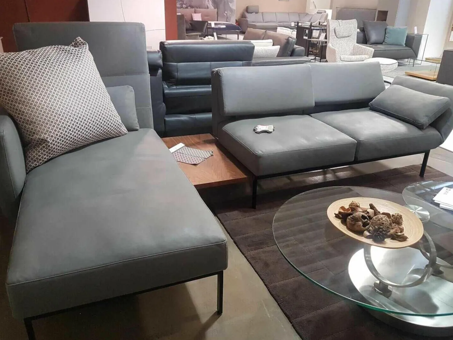 Brühl Ecksofas|Ecksofa Roro Leder Taron Grau Mit Andocktisch Nussbaum Geölt