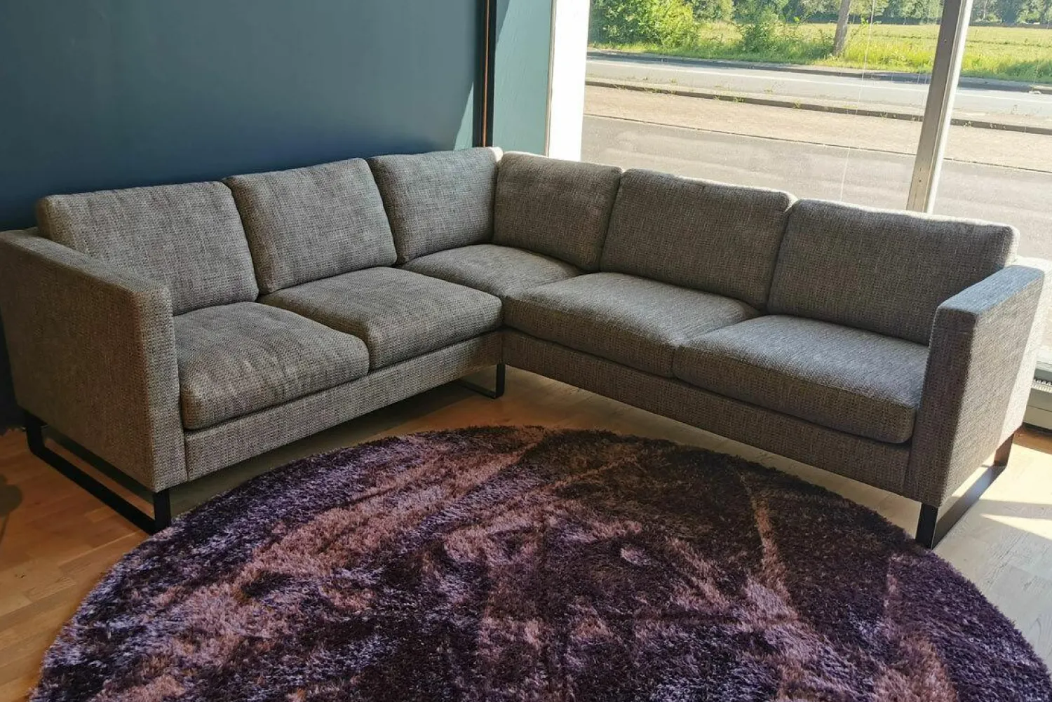 Cramer Polstermanufaktur Ecksofas|Ecksofa Sacco Stoff Carlucci Di Chivasso Beige Grau Meliert Kufen Metall Schwarz Lackiert