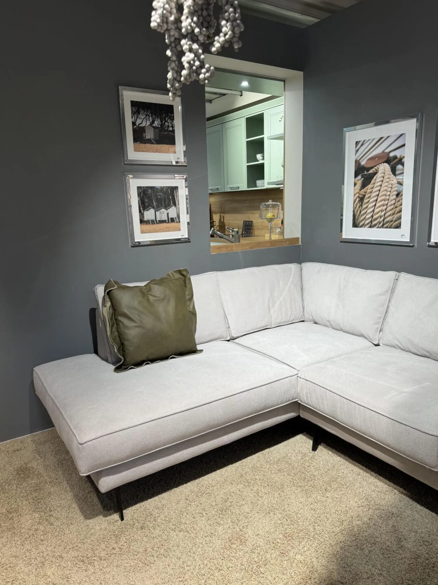 Global Ecksofas|Ecksofa Samara Stoff Stoff XBO Creme Füße Schwarz ohne Dekokissen