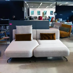 Signet Ecksofas|Ecksofa Taormina Stoff Livio Creme Grau Füße Schwarz Mit 1 Rückenkissen Und 2 Spitzkissen Stoff Genua Kupfer