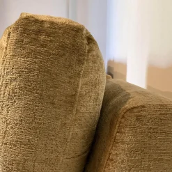 Violetta Ecksofas|Ecksofa Vita 9 Stoff 30 Gingerbread mit Kissen und integrierten Ablagen