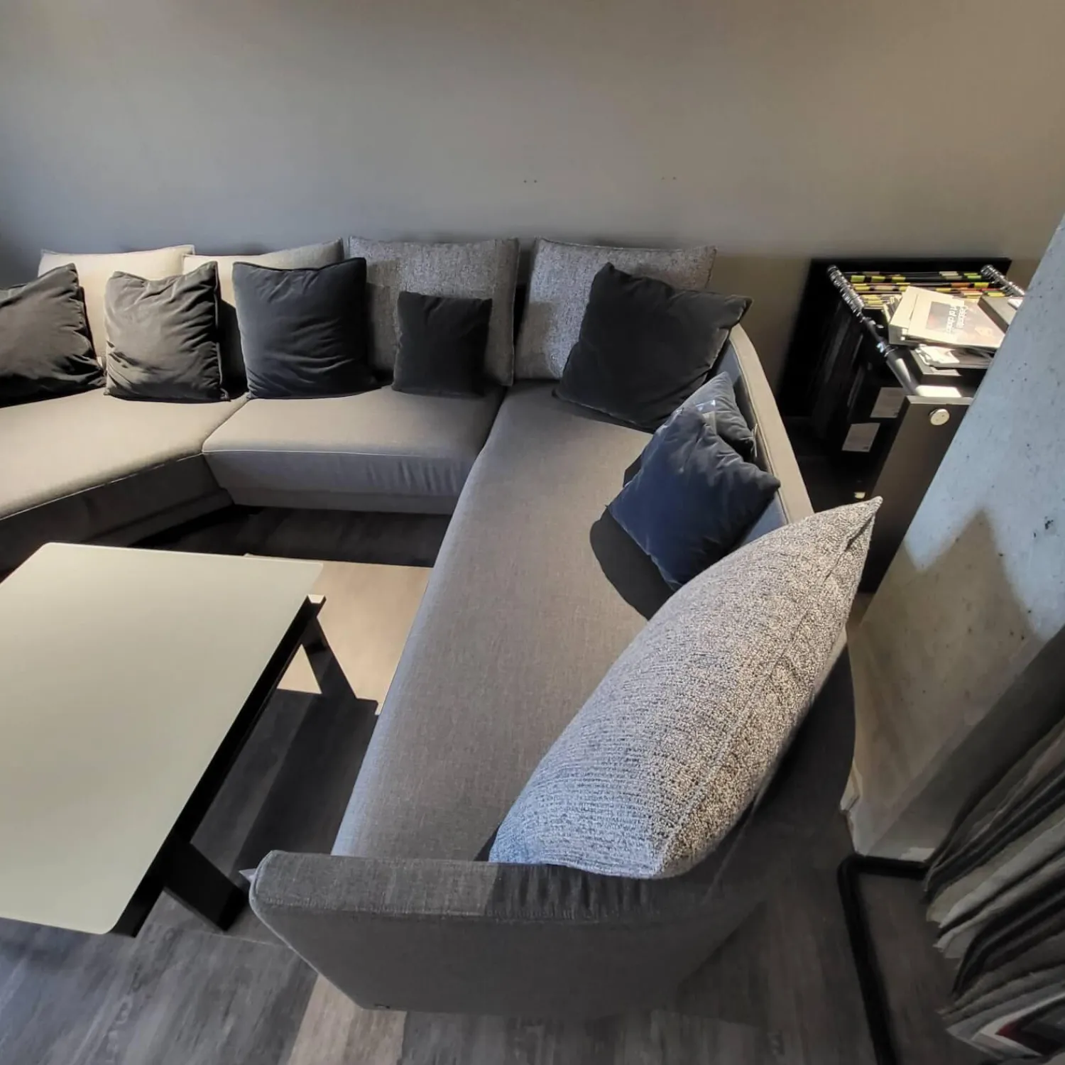 Rolf Benz Wohnlandschaften|Ecksofa Wohnlandschaft Onda Bezug Stoff 05.464 Eisengrau Füße Massivholz Eiche Schwarz Gebeizt Inklusive Kissen