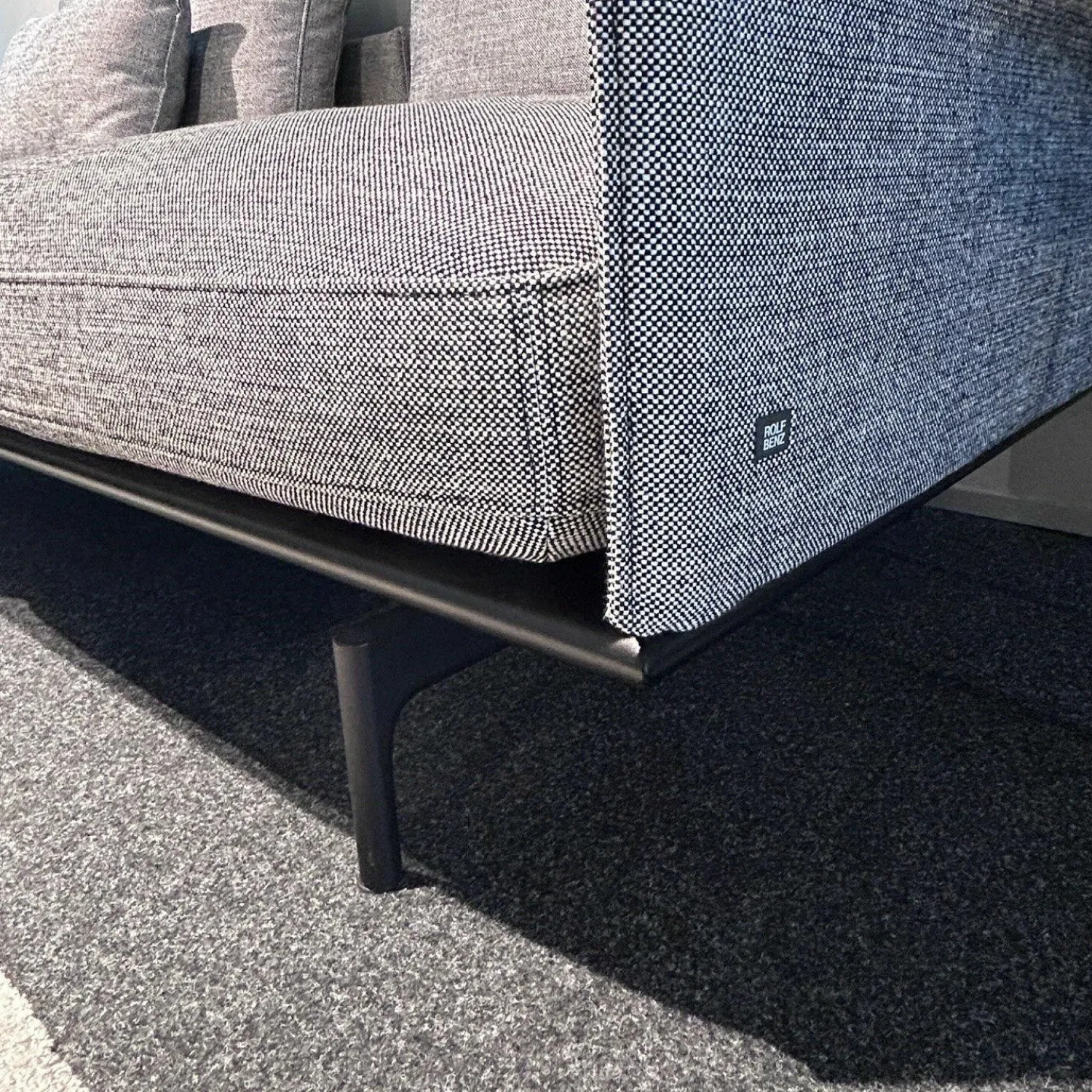 Rolf Benz 3-Sitzer-Sofas|Einzelsofa Liv Smart aus Stoff 18 100 Schwarz Weiß Füße Metall Tiefschwarz Pulverbeschichtet