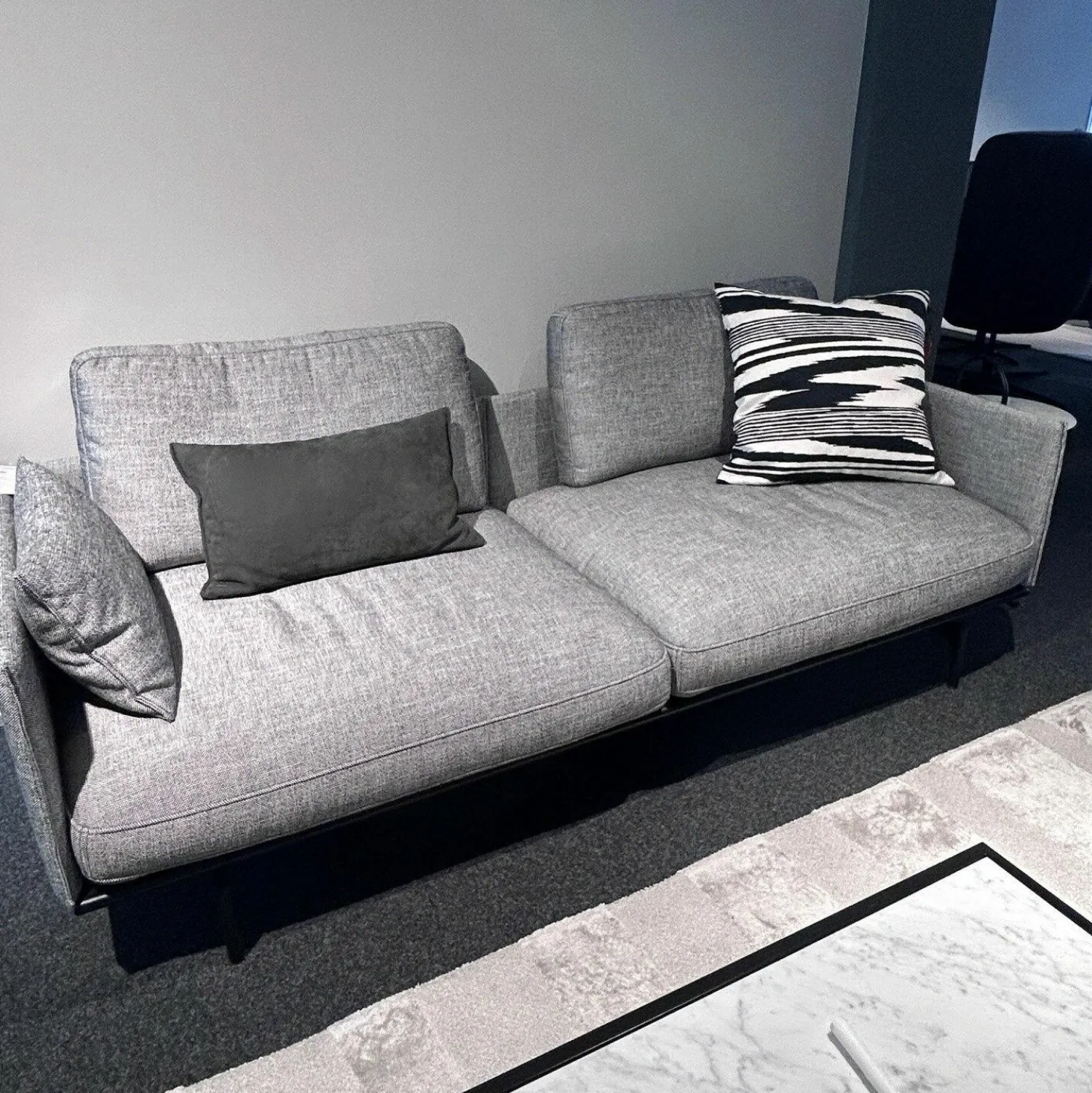 Rolf Benz 3-Sitzer-Sofas|Einzelsofa Liv Smart aus Stoff 18 100 Schwarz Weiß Füße Metall Tiefschwarz Pulverbeschichtet