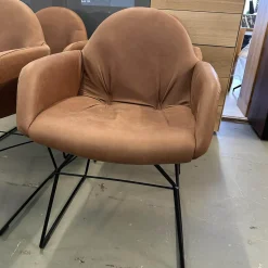 Scholtissek Stuhlsets|4er Set Armlehnenstuhl Step Leder 2 13 Cognac Braun Gestell Stahl Schwarz Pulverbeschichtet