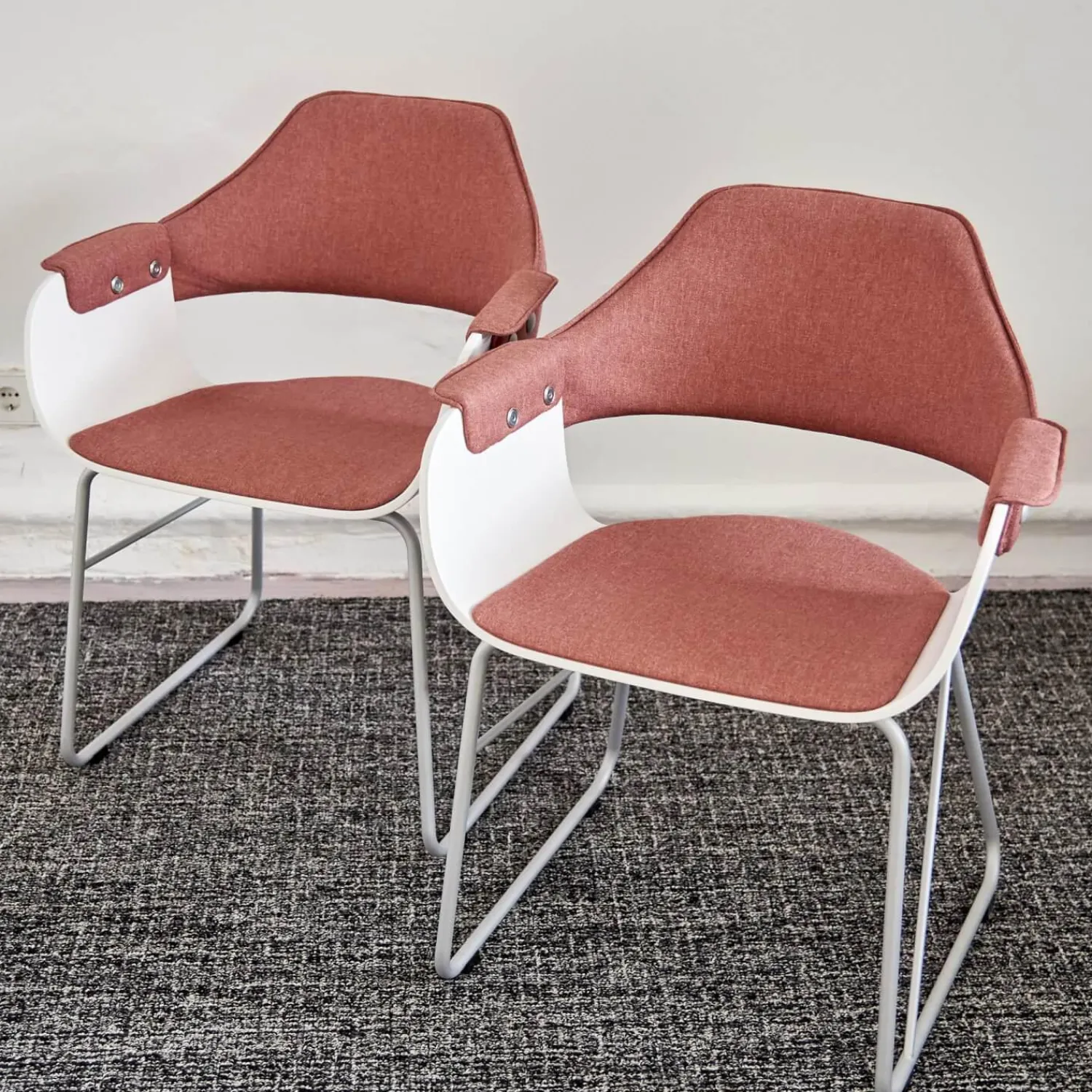 BD Barcelona Stuhlsets|2er Set Armlehnstuhl Showtime Schale Weiß Lackiert Bezug Medley Y10 Pink Gestell Kufen Silber 7035 Mit Armauflagen