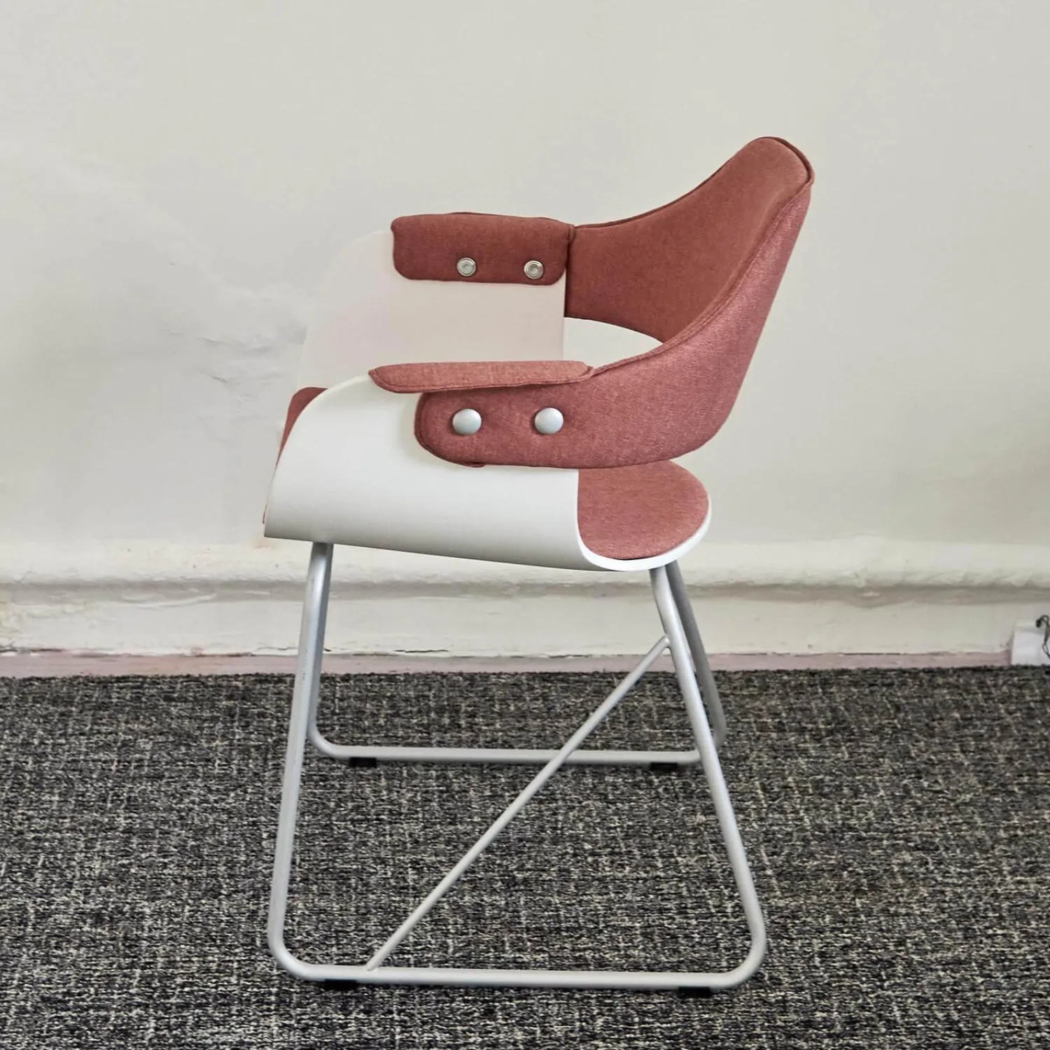 BD Barcelona Stuhlsets|2er Set Armlehnstuhl Showtime Schale Weiß Lackiert Bezug Medley Y10 Pink Gestell Kufen Silber 7035 Mit Armauflagen