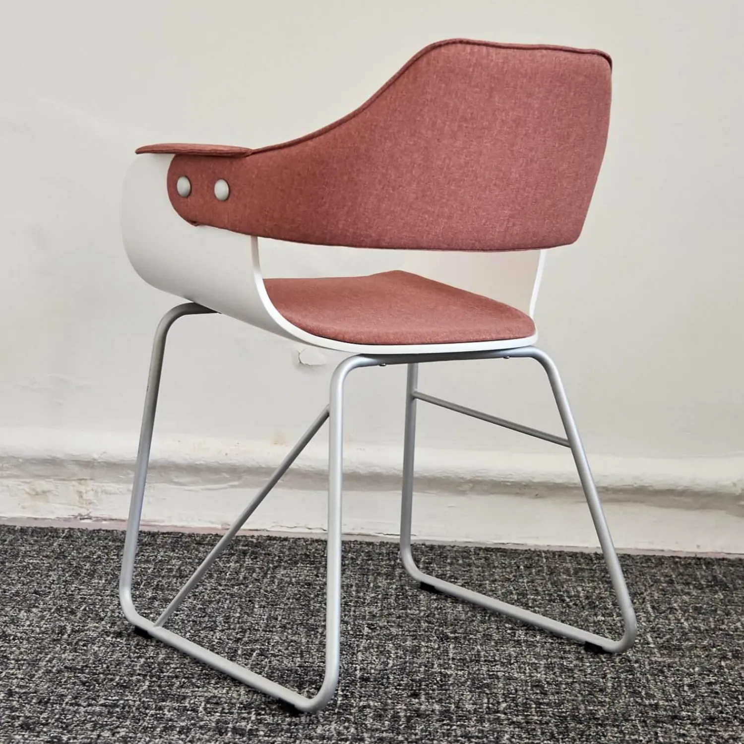 BD Barcelona Stuhlsets|2er Set Armlehnstuhl Showtime Schale Weiß Lackiert Bezug Medley Y10 Pink Gestell Kufen Silber 7035 Mit Armauflagen