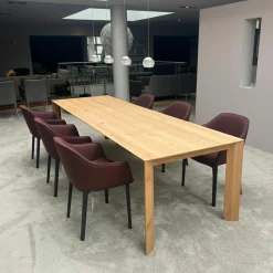 Vitra Stuhlsets|6er Set Armlehnstuhl Softshell Stoff Credo Bitter Chocolate Violett Untergestell Vierbein Basic Dark