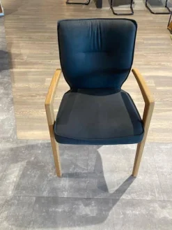 Natura Stuhlsets|4er Set Armlehnstuhl Wilshere Stoff Texel 510 Anthrazit Gestell Massivholz Geölt