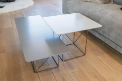 COR Couchtische|2er Set Beistelltisch Pilotis MDF Lack Grau Gestell Schwarz