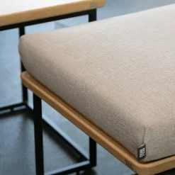 Rolf Benz Couchtische|2-er Set Couchtisch Tischplatte Massiv Eiche Farblos Lackiert Gestell Stahl Lack Matt Verkehrsschwarz RAL 9017 ohne Kissen