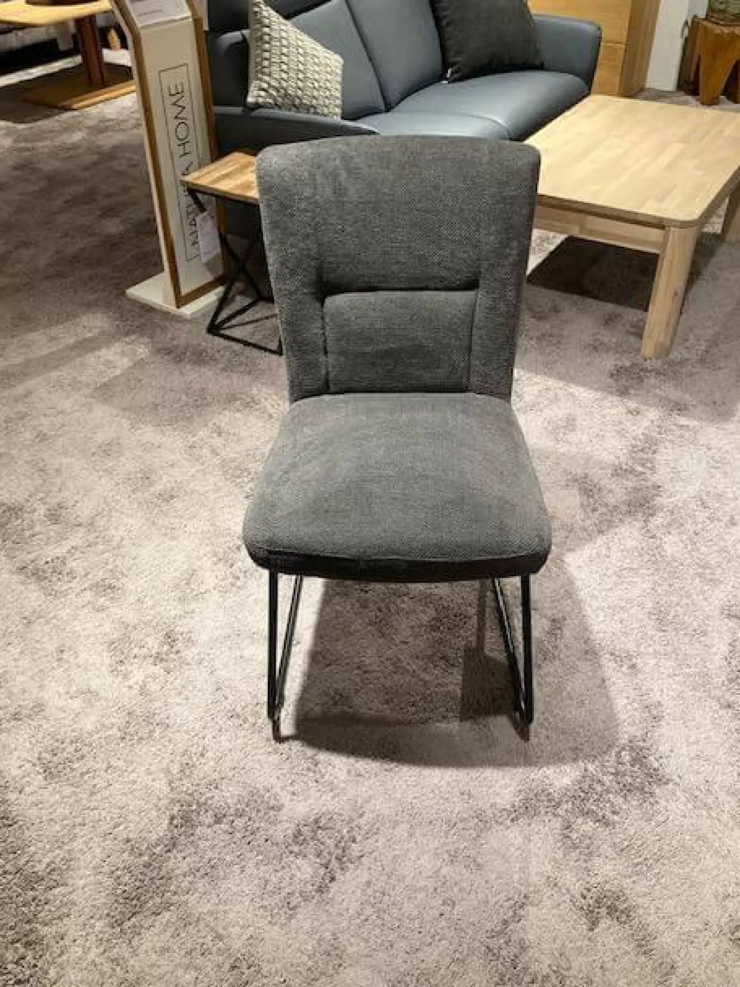 Natura Stuhlsets|6er Set Gainesville Stoff Silent Hunter 361 Anthrazit Gestell Metall Schwarz Pulverbeschichtet