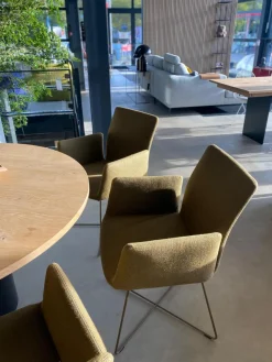 COR Stuhlsets|4er Set Jalis Armlehnstuhl Hoher Rücken Vorzugskombi Bezug Stoff 8306 Moos Braun Drahtgestell M39 Kardamom Braun Gelb