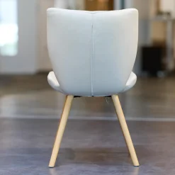 Scholtissek Stuhlsets|4er Set Polsterstuhl Kasaar Sitz Und Rücken Leder Preistige M133 Altweiß Weiß Gestell Gedrehte Holzbeine Eiche Natur Geölt