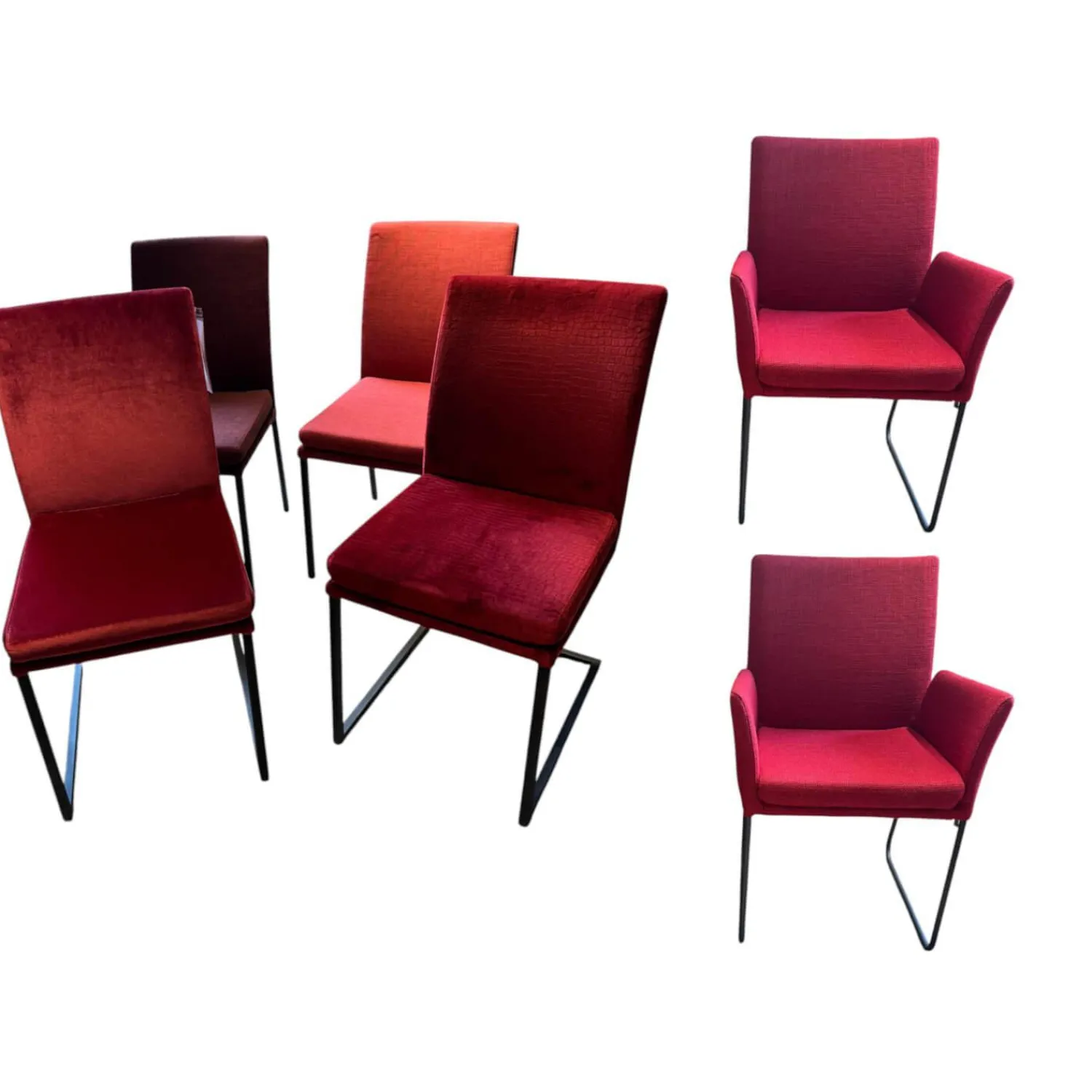 Global Stuhlsets|6er Set Saragossa Stoff Rot Verschiedene Farbtöne Gestell 2x Freischwinger Metall Schwarz Pulverbeschichtet 2x 4 Fuß Metall Schwarz Pulverbeschichtet Und 2x Kufen Metall Schwarz Pulverbschichtetet