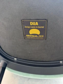 Kristalia Stuhlsets|4er Set Stuhl Dua Stoff Erimiti Regal E036 Grün Grau Gestell Holz Schwarz Lackiert