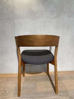 Zoom by Mobimex Stuhlsets|2er Set Stuhl Embra Stoff Steelcut Trio 383 Grau Gestell Nussbaum Natur Lackiert