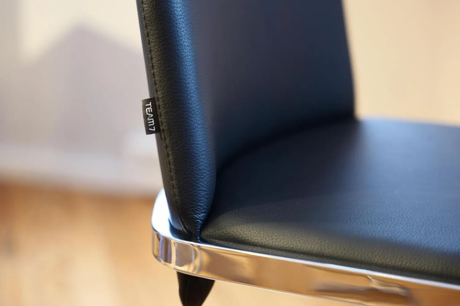 Team 7 Stuhlsets|6er Set Stuhl F1 Leder 70240 Schwarz Gestell Stahl Verchromt Glänzend