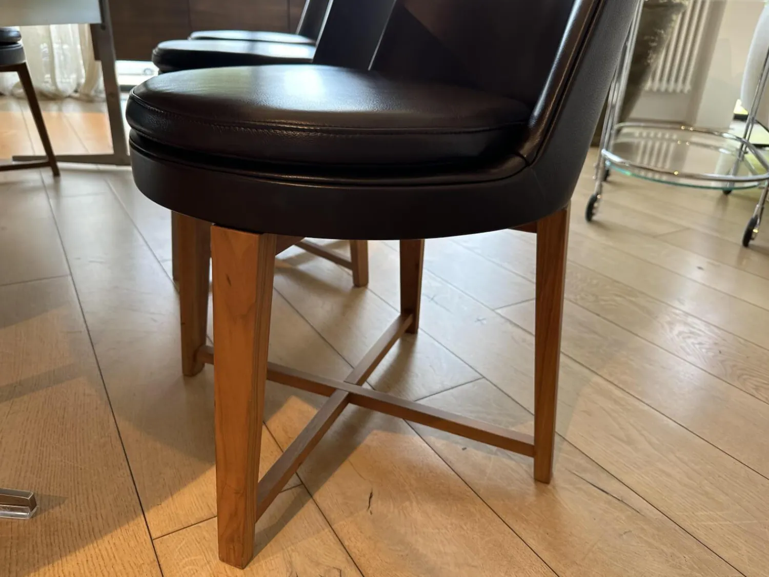 Flexform Stuhlsets|6er Set Stuhl Feel Good CM 48 Leder Pelle 41 Braun Gestell Canaletto Nussbaum