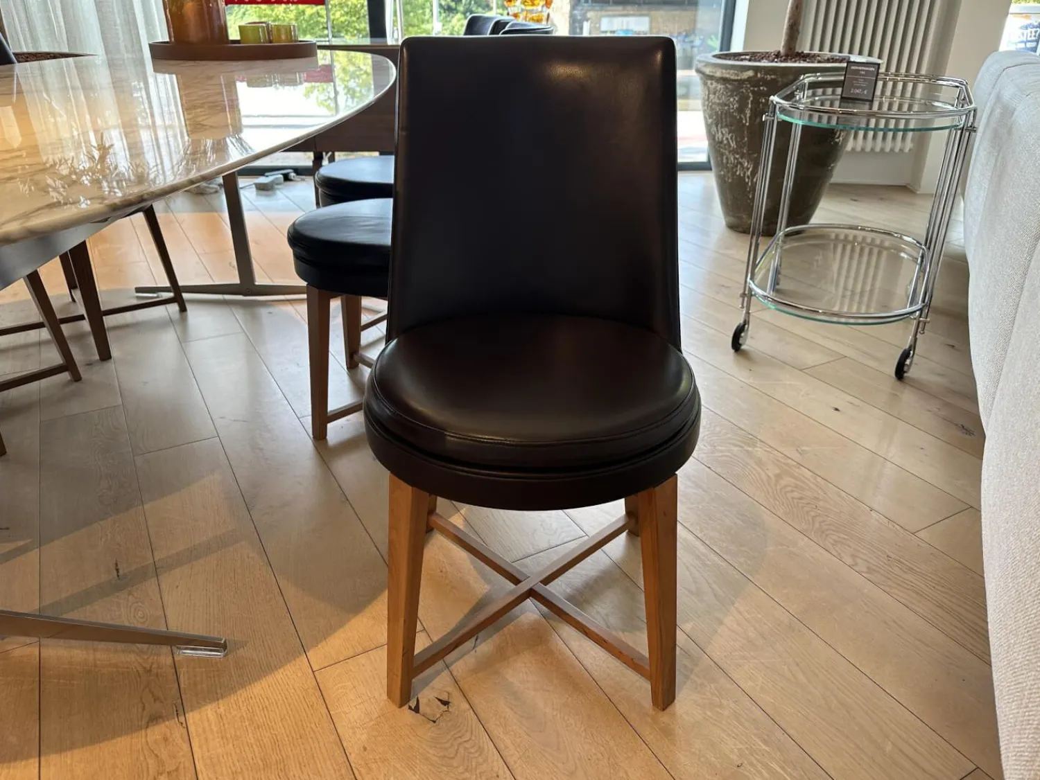 Flexform Stuhlsets|6er Set Stuhl Feel Good CM 48 Leder Pelle 41 Braun Gestell Canaletto Nussbaum