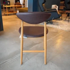 Gubi Stuhlsets|6er Set Stuhl Gent Leder Kastanienbraun Gestell Eiche Geölt