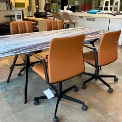 Walter Knoll Bürostühle|Stuhlsets|4er Set Stuhl Leadchair Management Leder Napoli Cognac Braun Gestell Schwarz Matt Pulverbeschichtet Füße Rollen Schwarz