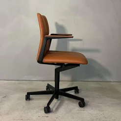 Walter Knoll Bürostühle|Stuhlsets|4er Set Stuhl Leadchair Management Leder Napoli Cognac Braun Gestell Schwarz Matt Pulverbeschichtet Füße Rollen Schwarz